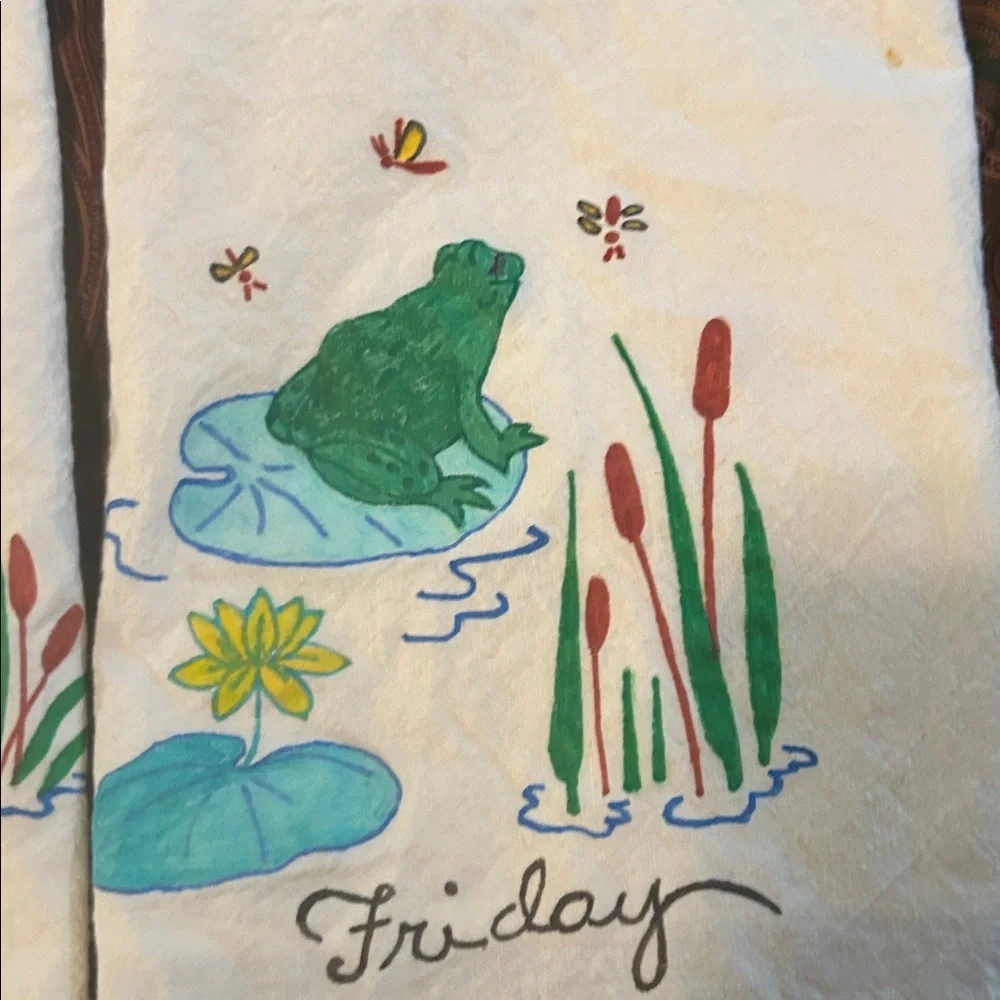 Vintage frog kitchen towels